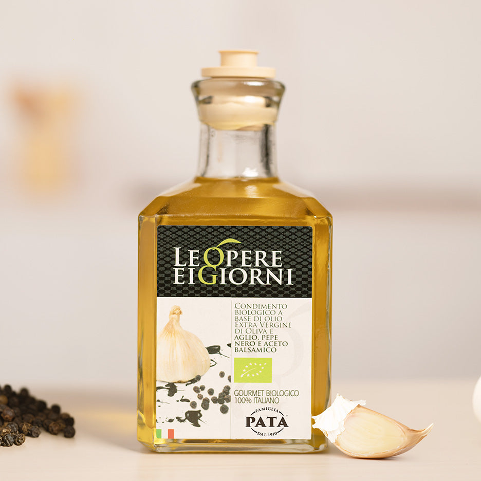 Condimento a base di olio extravergine di oliva e aglio